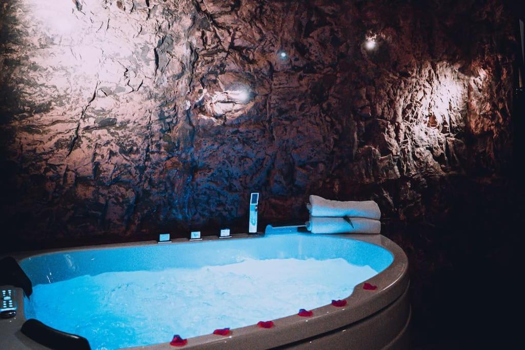 Love Cottage 2 Mit Whirlpool 하겐 외부 사진
